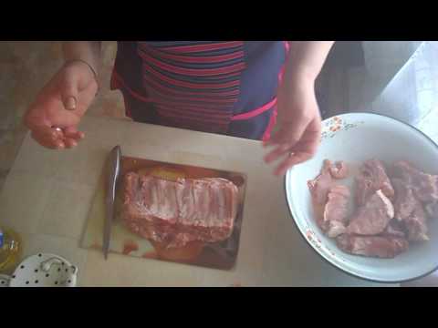 Видео: Свинные ребрышки в мультиварке