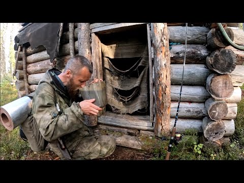 Видео: Болотные окуни Уха на костре Витькина кухня. Часть 2