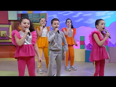 Видео: ☀️С добрым утром, малыши! Группа "МультиКейс" в гостях у Хрюши и Антона