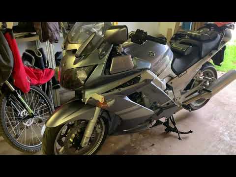 Видео: О замене ОЖ (охлаждающей жидкости) на мотоцикле Yamaha FJR1300 (3-е поколение 2006-2012 года.)