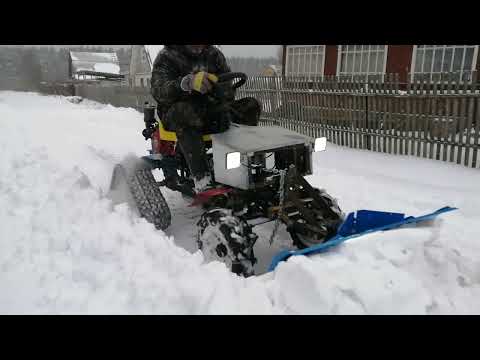 Видео: испытания передней навески и отвала самодельного адаптера мотобока МБ-2