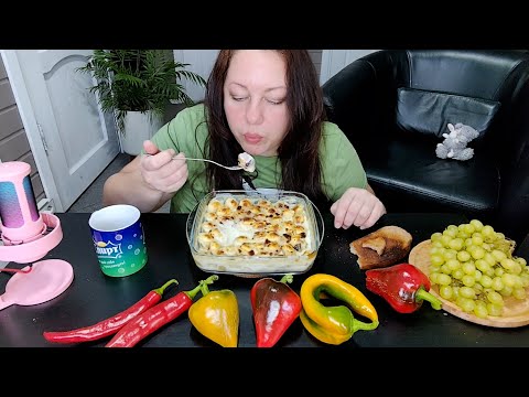 Видео: Мукбанг 🥟 Пельмени в сырно-сливочном соусе, Перец 🌶️ Виноград 🍇