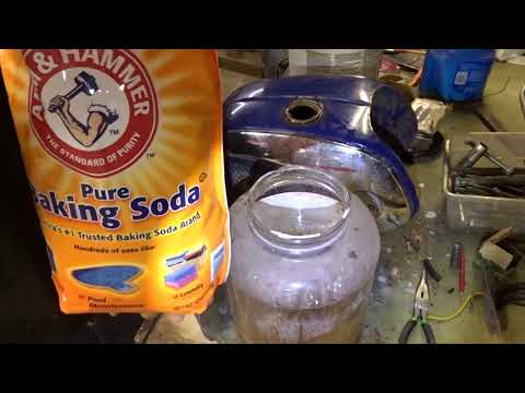 Видео: Очистка от ржавчины и герметизация бензобака мотоцикла.