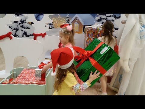 Видео: К нам пришёл ДЕД МОРОЗ! И мы в гостях у ДЕДА МОРОЗА!