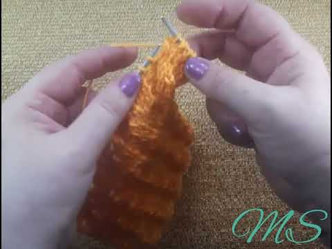 Видео: #вяжуивяжу 😉 Как вязать  спицами - нет петли.