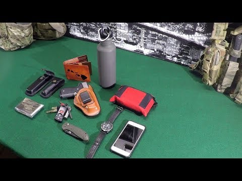 Видео: EDC набор, или что у меня в карманах