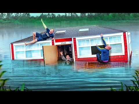 Видео: кто ПОСЛЕДНИЙ ВЫЛЕЗЕТ из ТОНУЩЕГО ДОМА - ПОЛУЧИТ 500.000 РУБЛЕЙ! ЧЕЛЛЕНДЖ
