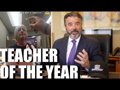 Видео: Адвокат по уголовным делам отреагировал на то, что учитель якобы появился пьяным в первый день за...