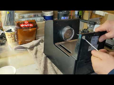 Видео: Разобрать рожковую кофеварку Delonghi ECP35.31