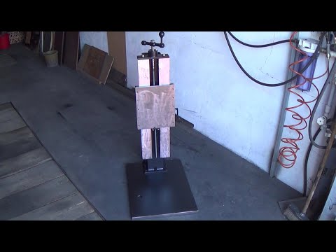 Видео: Фрезерный станок. (Часть 3). Вертикальная подача. Milling machine. Vertical feed.