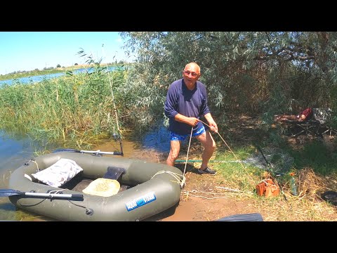 Видео: ДЯДЯ ТОЛЯ ПОСЛАЛ НАС НА ЙУХ! И ЗАБРАЛ ВСЮ РЫБУ!!!