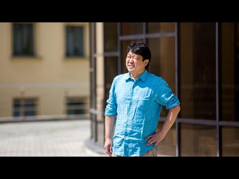 Видео: Занятие-стрим Vol.2「で」の使い方【Открытое занятие о частицах】