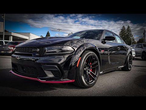 Видео: Обзор и тест-драйв Dodge Charger R/T Scat Pack Widebody 2020 года