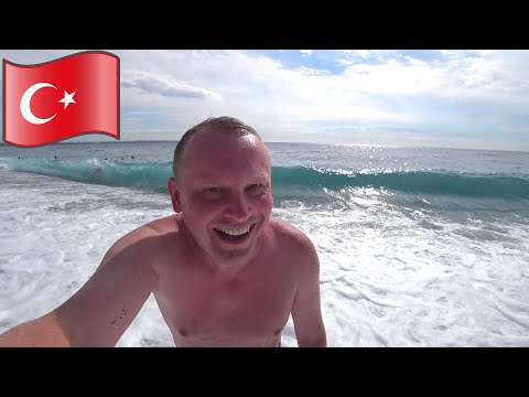 Видео: #10.Анталия. На море волны 🌊 Сходил на пятничный рынок Altinkum (Алтынкум): смешные цены на фрукты 🍉