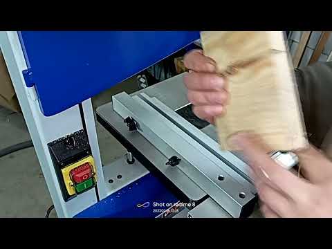 Видео: ленточная пила BELMASH WBS-254/2. Пробуем пилить что есть в первый раз на таком агрегате :))