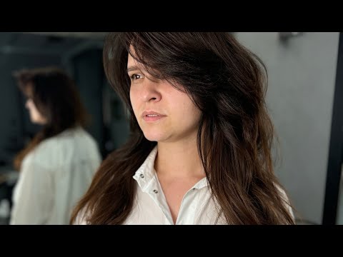 Видео: Стрижка на длинные волосы. Две укладки. Без расчески(рок-н-ролл) и с расческой.