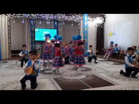 Видео: Казахский парный танец в детском саду