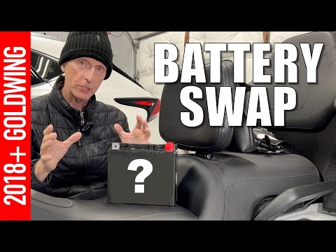 Видео: Замена аккумулятора на моем Honda Goldwing 2018 года | CruisemansGarage.com