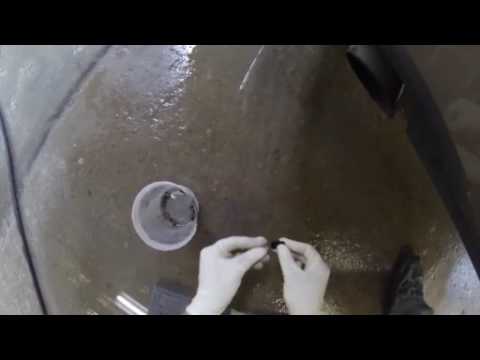 Видео: Снятие заднего бампера VW Passat B7