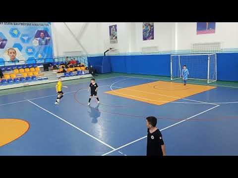 Видео: ФЦ 15-2-ДЮСШ 1.Групповой этап день 2