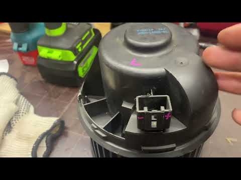 Видео: Моторчик печки Форд фокус, левый руль - правый руль