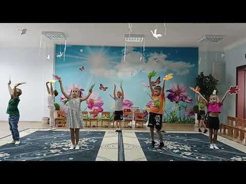 Видео: Вход на осенний утренник