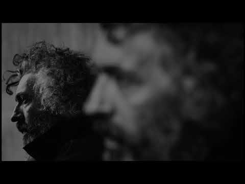 Видео: Переведіть мене через майдан (Останнє прохання старого лірника)