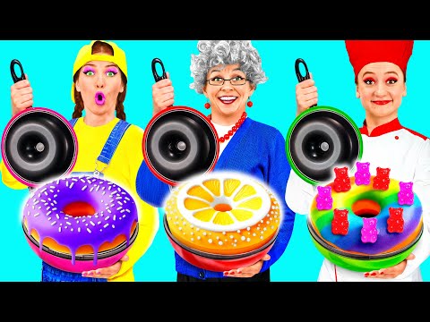 Видео: Кулинарный Челлендж: Я против Бабушки | Веселые Кухонные Трюки от PaRaRa Challenge