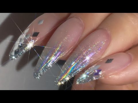 Видео: Новогодний нейл-арт 🎇Легкие градиентные голограммы / Гелевое наращивание / ногти в домашних условиях