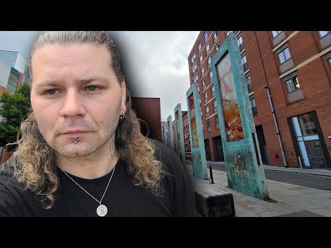 Видео: ЧТО постоянно строят В МАНЧЕСТЕРЕ? Они открыли БУЛОЧНУЮ прямо в квартире?!