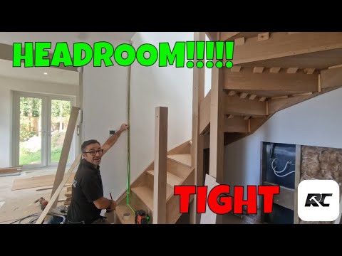 Видео: Видео о высоте потолка лестницы. Как соблюсти правила