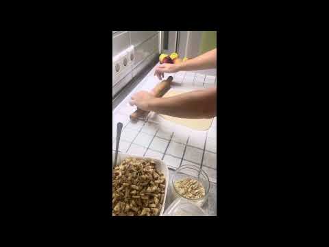 Видео: Яблучний штрудель,пора яблук🍏🍎