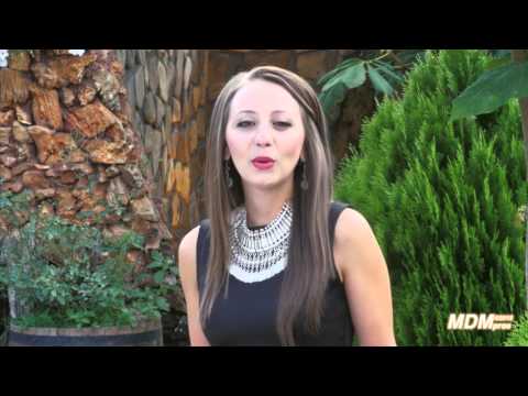 Видео: Kinche Valcheva & Royal Band - Eleno, kerko kitka\ Кинче Вълчева и Роял бенд - Елено, керко китка