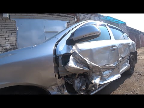 Видео: Skoda OCTAVIA Ремонт после сильной аварии Body Repair