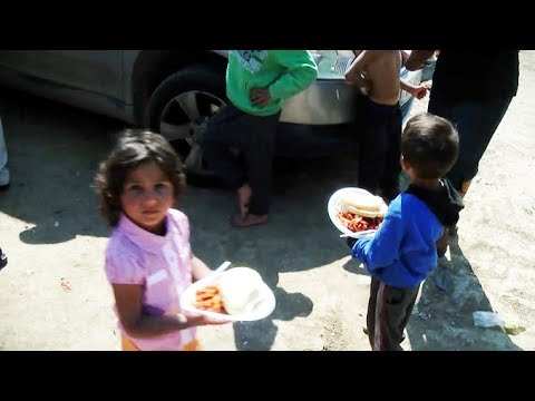 Видео: Најсреќна сум кога помагам на Ромите