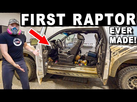 Видео: Мойка суперредкого Ford Raptor! | Детали аварийного грузовика | Первая мойка за 13 лет!