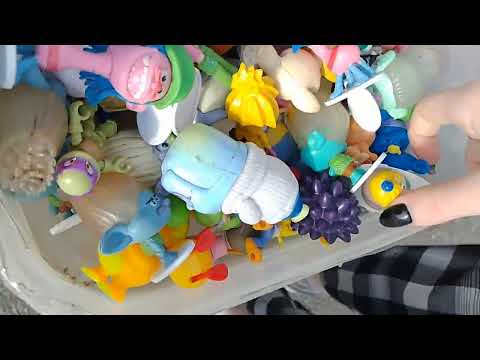 Видео: БАРАХОЛКА!! ИЩЕМ ПОНИ НА БАРАХОЛКЕ!! 😇(mlp, секонд) thirft shopping!