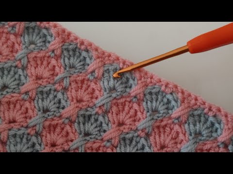 Видео: Простой узор для вязания детского пледа крючком для начинающих ~ Трендовый узор для вязания крючком