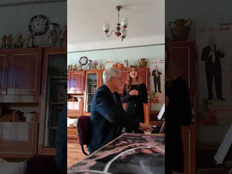 Видео: Волинський народний хор. Урок вокалу. Анна Борисюк.