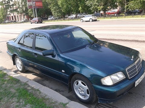 Видео: Мерседес С200 (w202) как почистить дренажный канал
