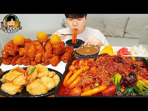 Видео: ASMR MUKBANG | РИСОВЫЙ ТОРТ, острая лапша, кимбап, жареный цыпленок рецепт ! принимать пищу