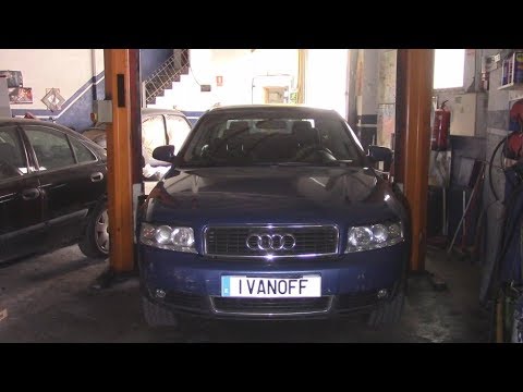 Видео: Ремонт автомобиля Audi A4  2001  Motor ALT Замена радиатора охлаждения и приятный подгон