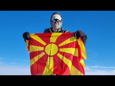 Видео: Да си кажеме-Проф. Д-р Златко Јаќовски го искачи највисокиот врв на планетата-Монт Еверест(8.849 м.)