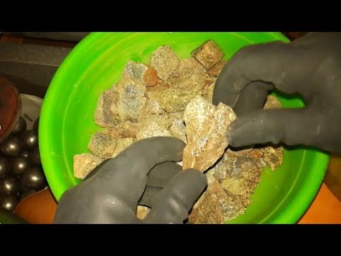 Видео: Золото из камней. Новый метод извлечения!!! The gold from the stones. A new method of extraction!!!