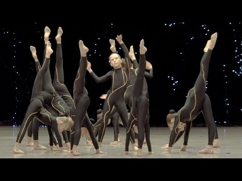 Видео: "По струнам". Эстрадный танец.