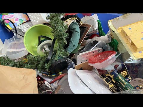 Видео: 🔴В ПОИСКАХ КЛАДА НА СВАЛКЕ США #secondhand #olyasineevausa #goodwilloutlet