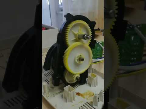 Видео: ремонт мясорубки, Скарлет, 1 часть.