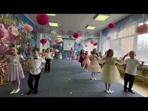 Видео: Песня "Мамочка, ты лучшая на свете "