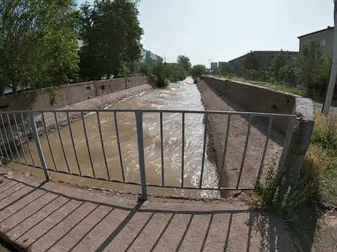 Видео: Алмалык Нижняя терасса Химгородок 11школа