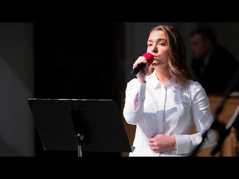 Видео: Протяни ко мне святые руки | Дженнифер Стуков